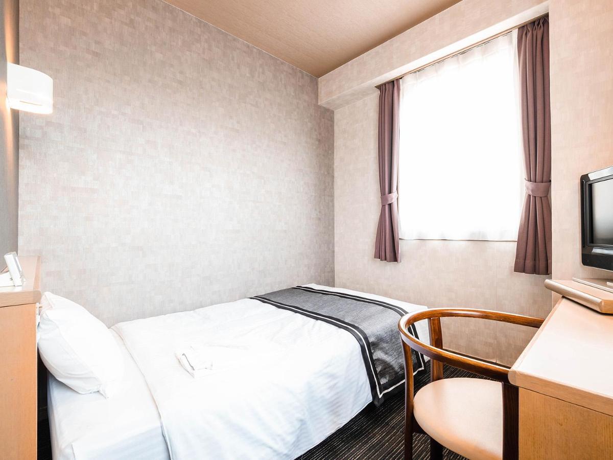 Hakata First Hotel Fukuoka  Exteriör bild