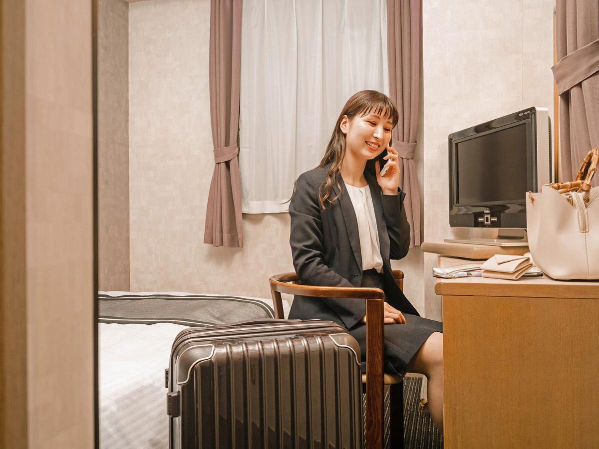 Hakata First Hotel Fukuoka  Exteriör bild