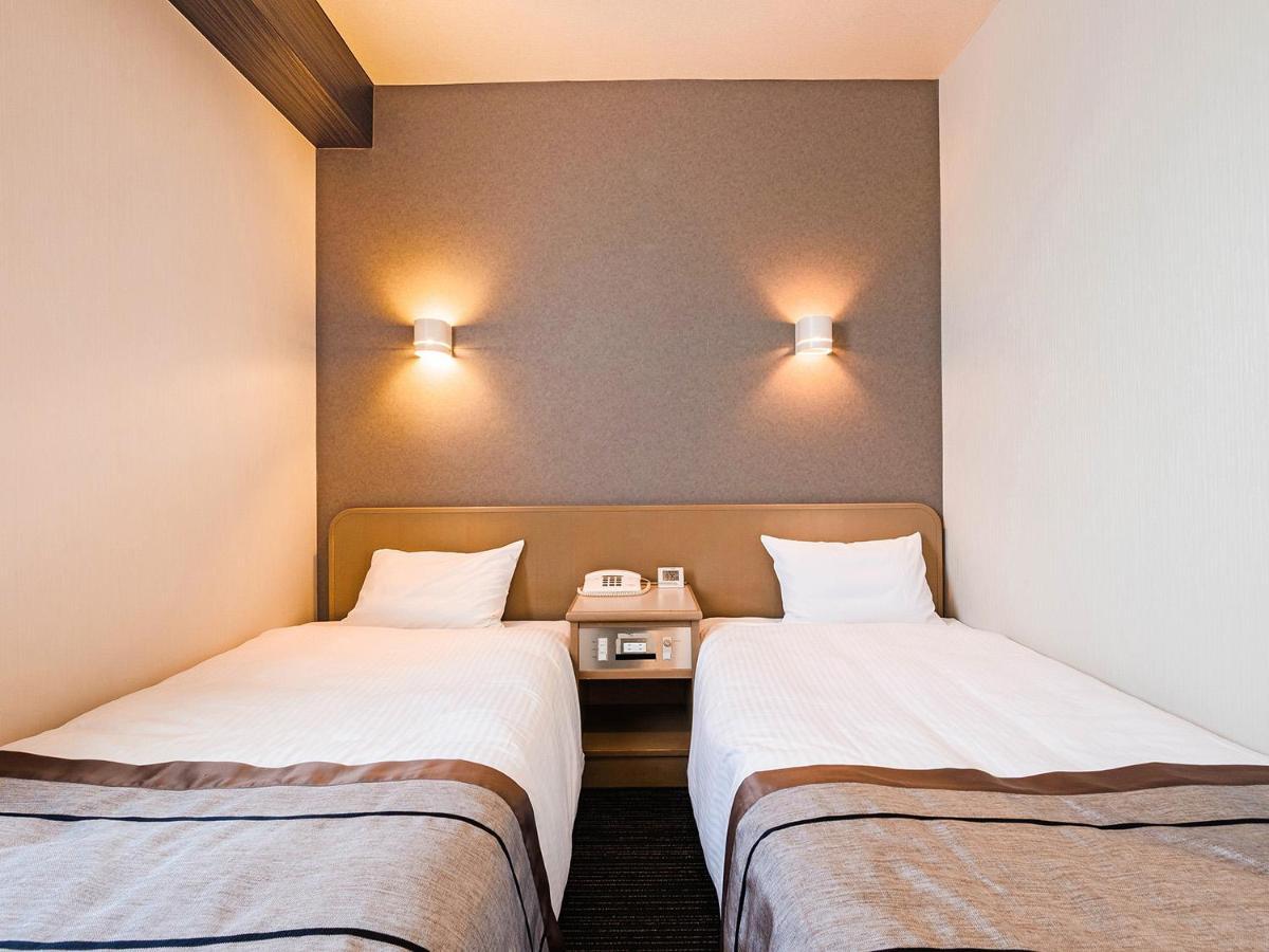 Hakata First Hotel Fukuoka  Exteriör bild